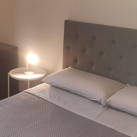Frael Apartment Палермо Екстериор снимка