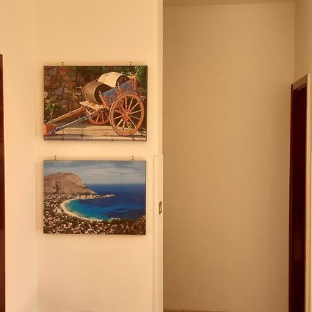 Frael Apartment Палермо Екстериор снимка