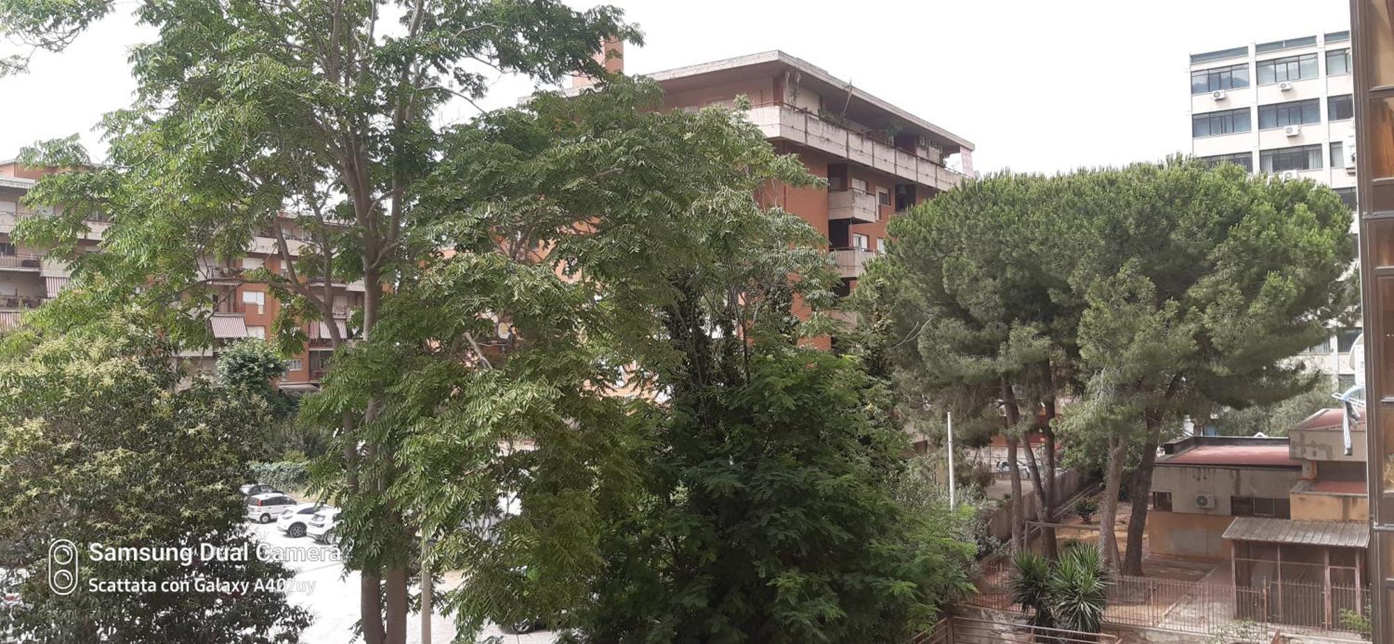 Frael Apartment Палермо Екстериор снимка